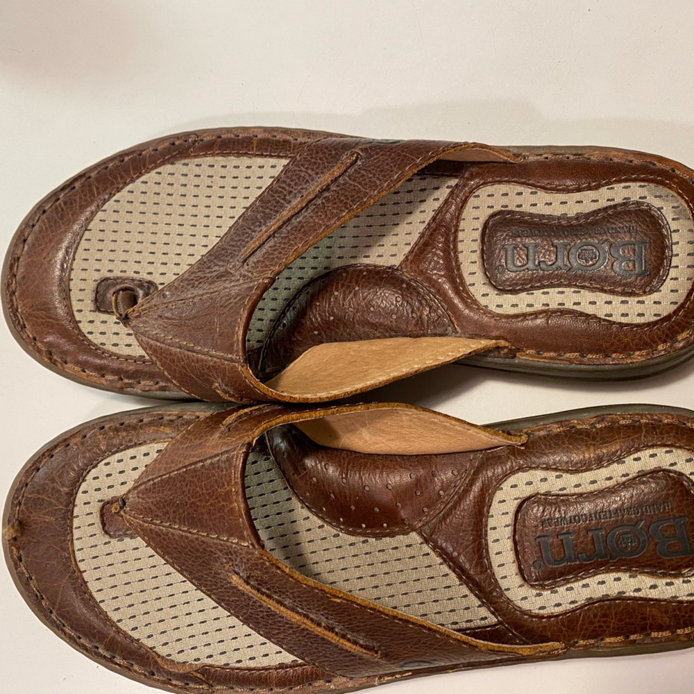 Born Brown and Cream Sandals Comfortable Slip-On Design